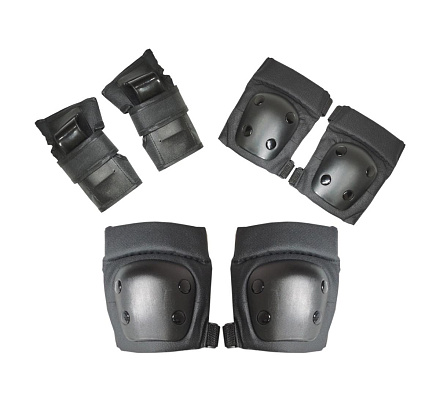 Защита роликовая АК 114 Black, защита рук, налокотники, размер М в Иркутске - купить в интернет магазине Икс Мастер